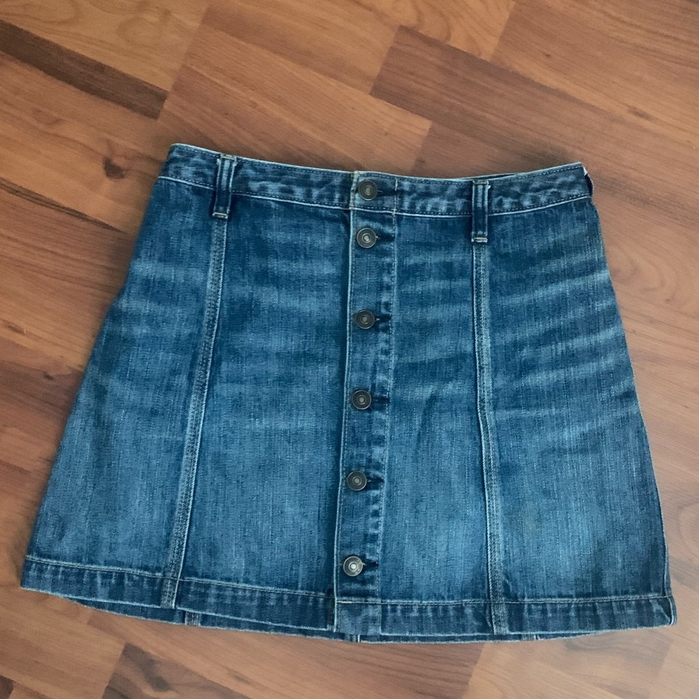 Abercrombie and Fitch button front denim skirt